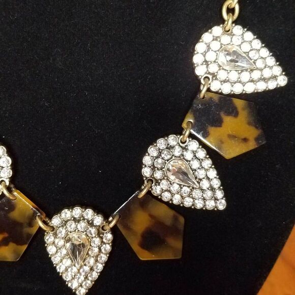 J Crew Faux Tortoiseshell & Pear Shped Rhinestone Statement Necklace - Picture 2 of 8